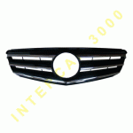 РЕШЕТКА ПЛ.К-Т ХРОМ ЧЕРНА AVANTGARDE MERCEDES C-CLASS W204 07-11